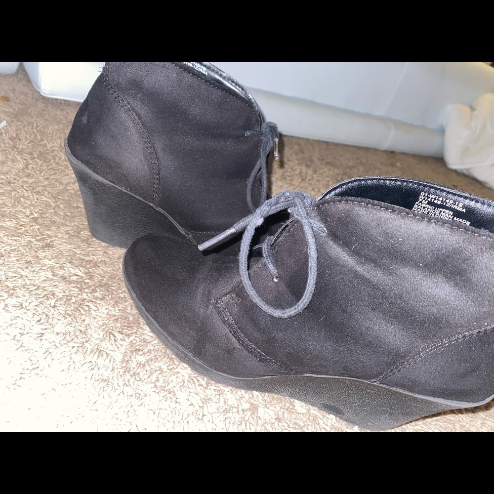 Booties - Picture 3 of 4